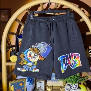 Warner Bros. Black Taz Graphic Men's Shorts